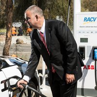 ABB’s head of electrification David Sullivan at the opening of Chargefox’s first station in Euroa, Victoria on the Hume Highway which features two of ABB’s most technologically advanced high-speed chargers, the 350kW Terra HP.