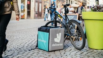 Deliveroo IPO … and the ASX stock that reminded people about healthcare