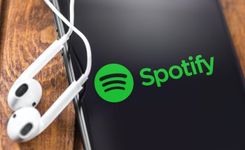 Three small caps to watch after quarterlies, Spotify grows larger… and what will the US election bring?